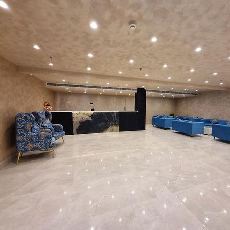 Dolphin Club Ξενοδοχείο Chinhat Εξωτερικό φωτογραφία